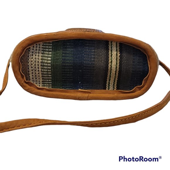 Crossbody Canvas and Leather Boho Travel Companion Pouch NEW - Picture 3 of 11